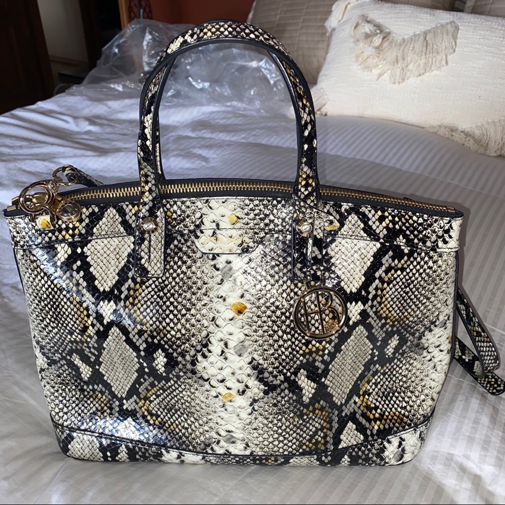 Henri Bendel  Satchel